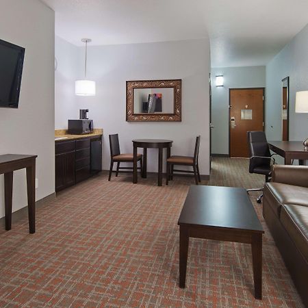 Best Western Plus Fredericksburg Exterior photo